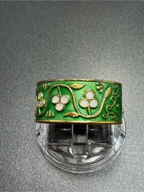 Vintage Cloisonné Floral Band Ring with Gold Accents #451r